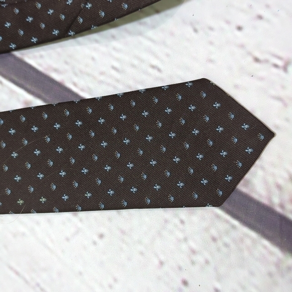 Frame Brown Blue Crown Fleur de Lis Tie - Picture 2 of 4
